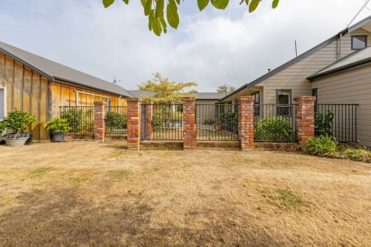 40 Willow Park Drive Opaki_18
