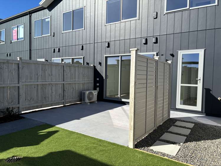 101 WAITUARUA DRIVE "Waiata Shores" Takanini_19