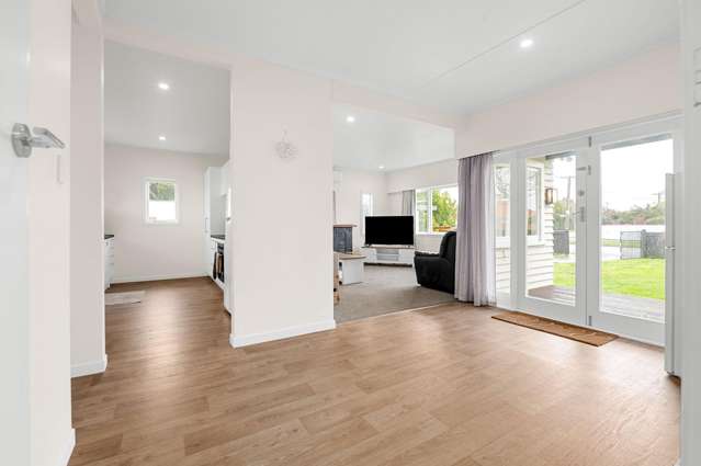 248 Fox Street & 107 Cook Street Hamilton East_4