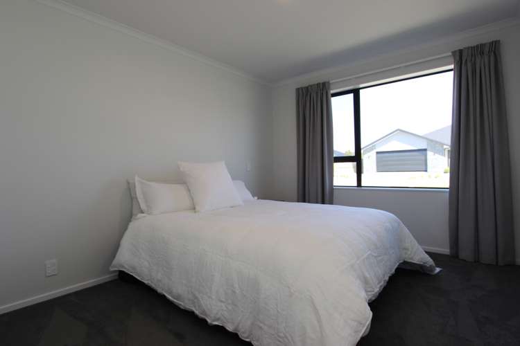 30 Catalina Crescent Burleigh_20