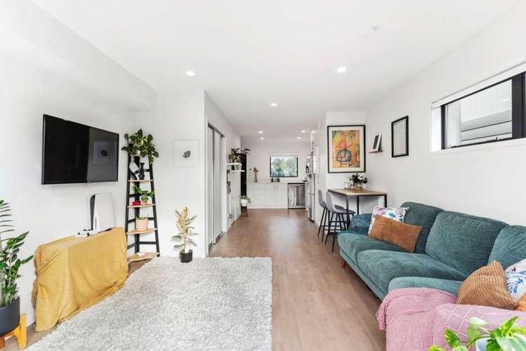 76a Opaheke Road Opaheke_8