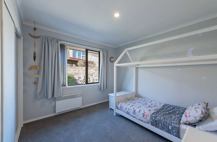 46 Ngawhatu Road Stoke_11