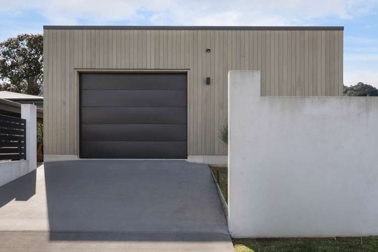 41 Beach Road Waihi Beach_33