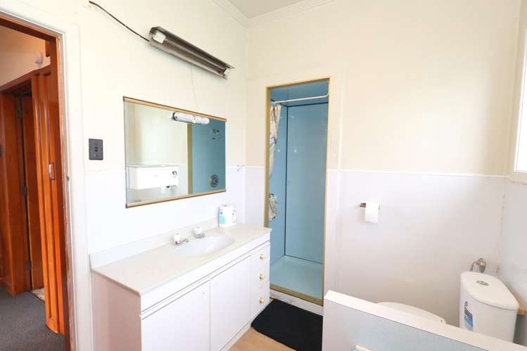 68 Liffey Street Bluff_14