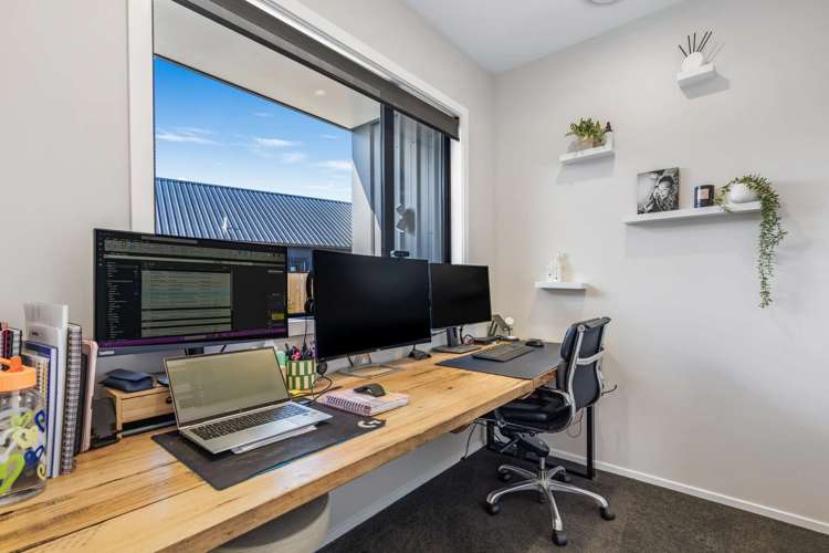 83 Magnum Drive Cromwell_13