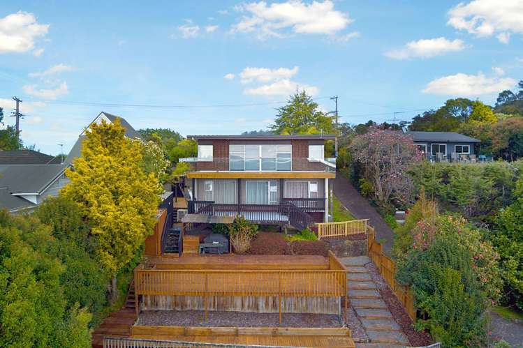 229 Golf Road Titirangi_21