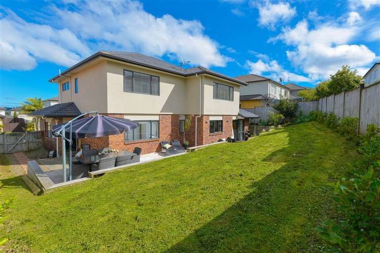 13 Gibbston Crescent Flat Bush_5