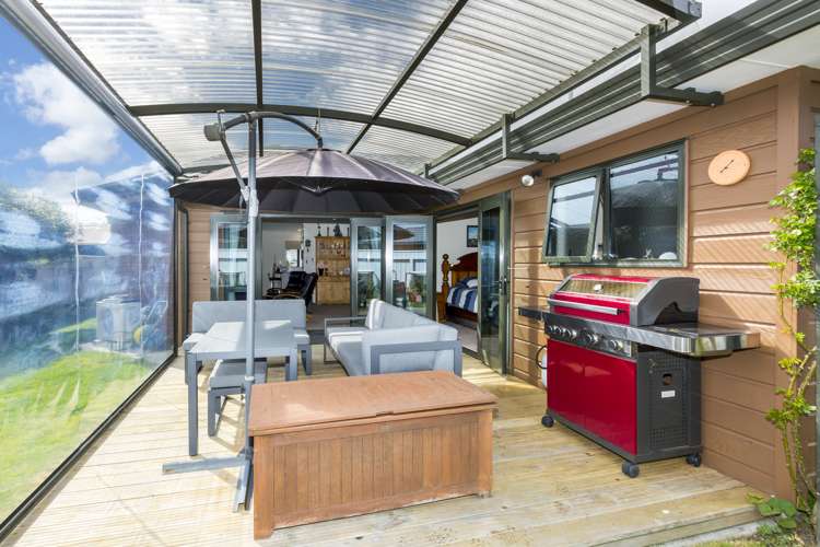 30 Talbot Grove Trentham_14