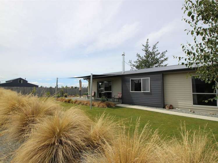 14 Rhoboro Road Twizel_0