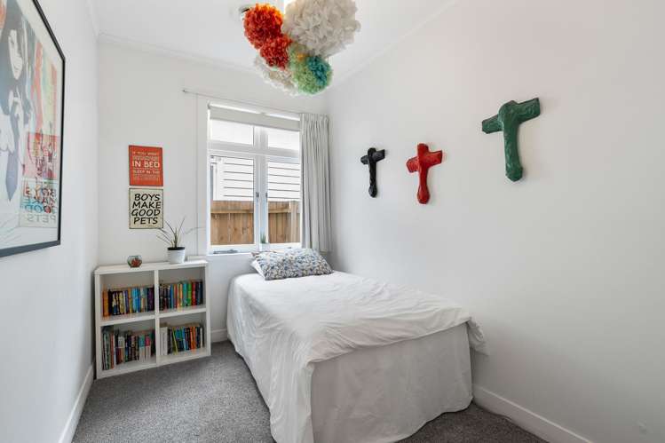 30 Buxton Street Point Chevalier_12