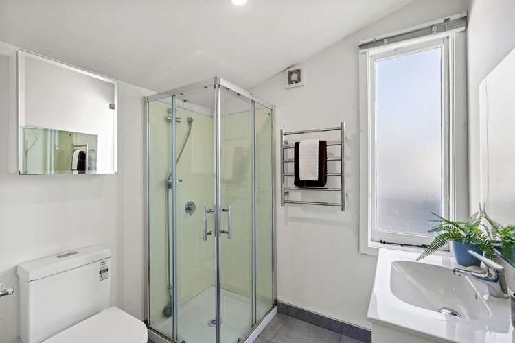 56 Nursery Road Phillipstown_10