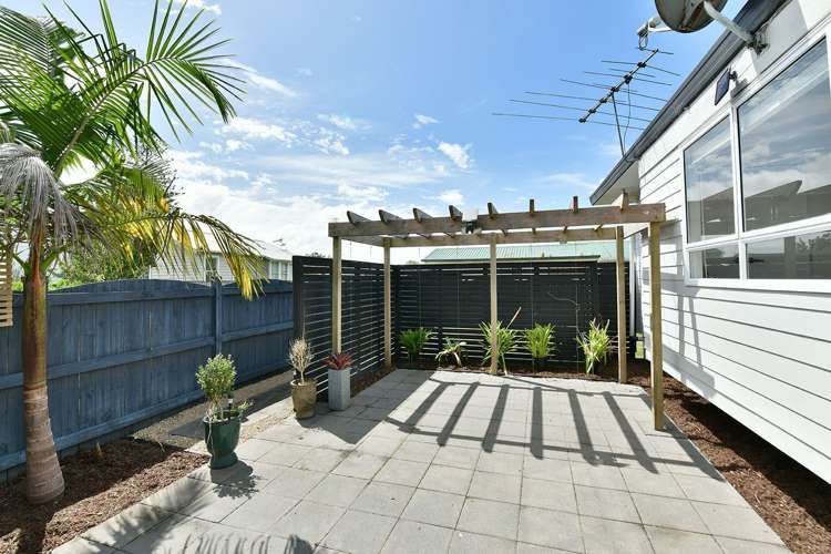 33b Springs Road Parakai_22