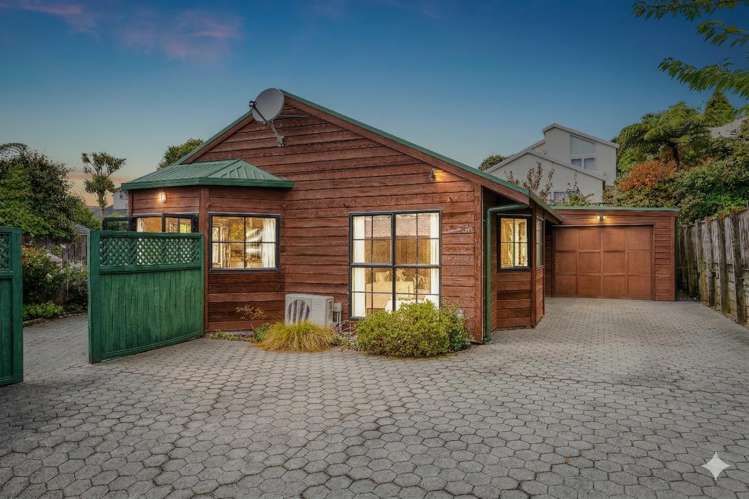 9a Dasent Street Karori Central_26