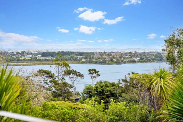 143 Attwood Road Paremoremo_2