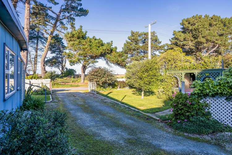 8 Chamberlain Avenue Amberley_13