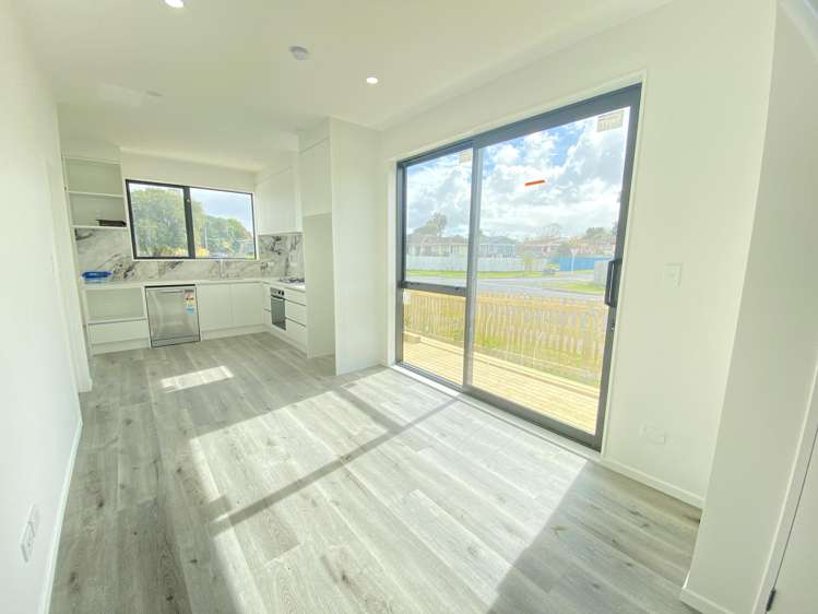 22b Sharland Avenue Manurewa_6