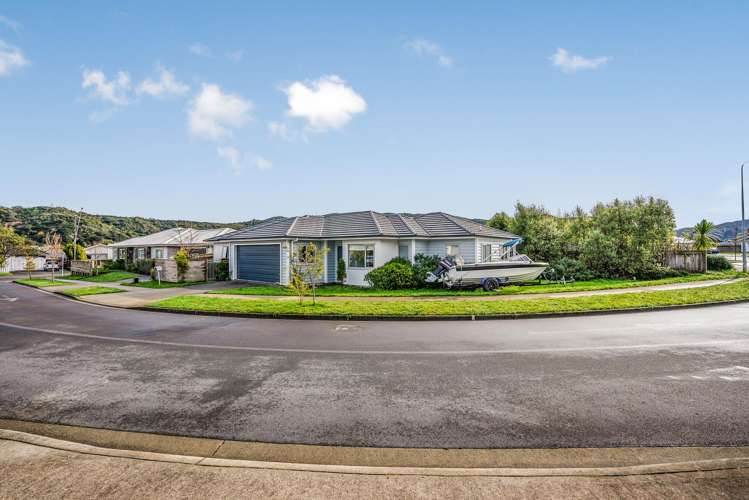 3 Henrietta Maxwell Grove_1