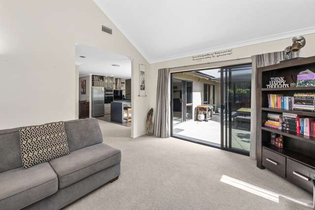 24 Devoy Drive Owhata_3