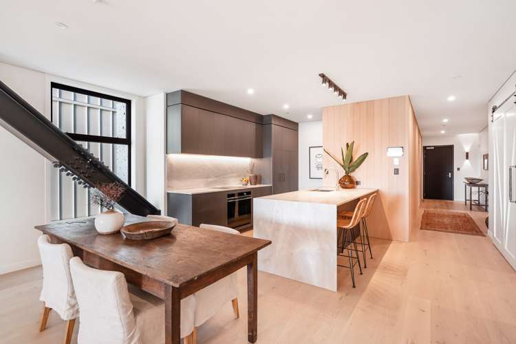 Apartment 202 Customs Quay Ahuriri_7