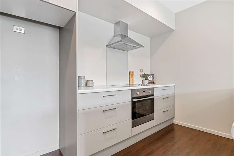 15 St Peters Close Woolston_7