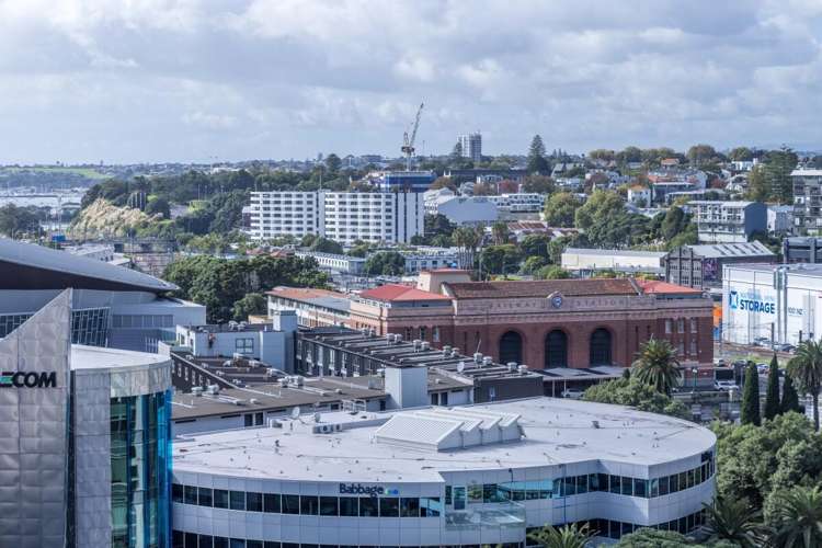 50 Anzac Ave City Centre_23