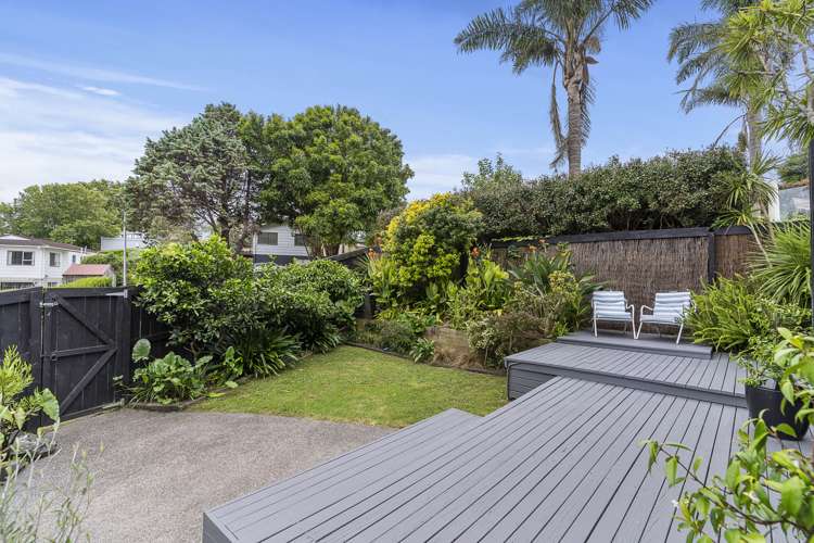 1/2 Telstar Place Beach Haven_14