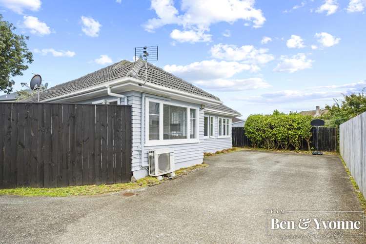 37a Coral Crescent Panmure_12