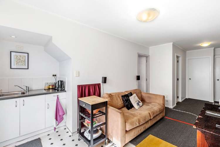 16 Kearney Place Massey_19