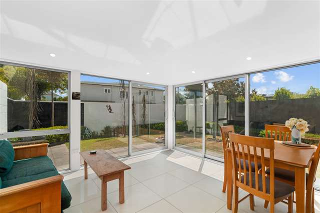 1/106 Leinster Road Merivale_3