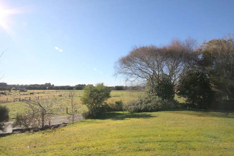 9 Black Road Otatara_15