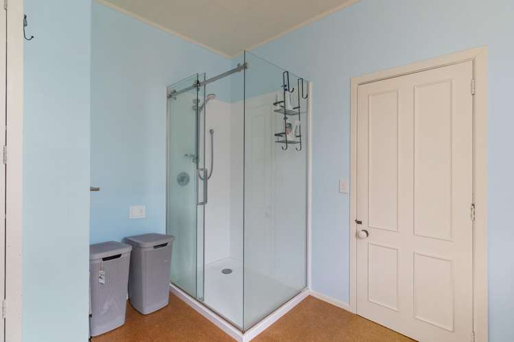 42 Maltby Avenue West End_16