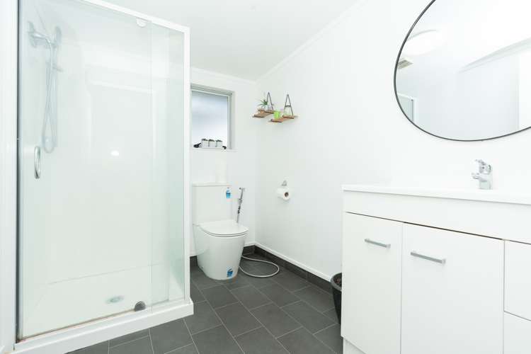 192b Tramway Road Enderley_7