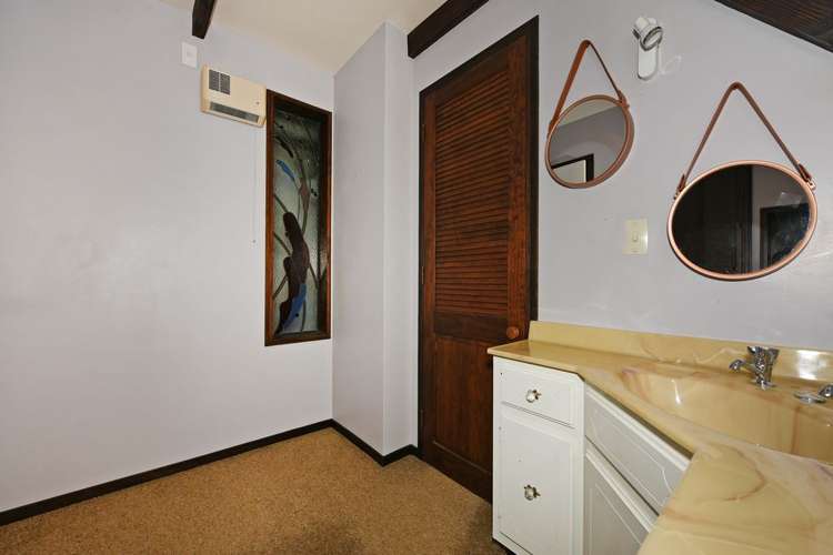 1266 Fergusson Drive Brown Owl_20