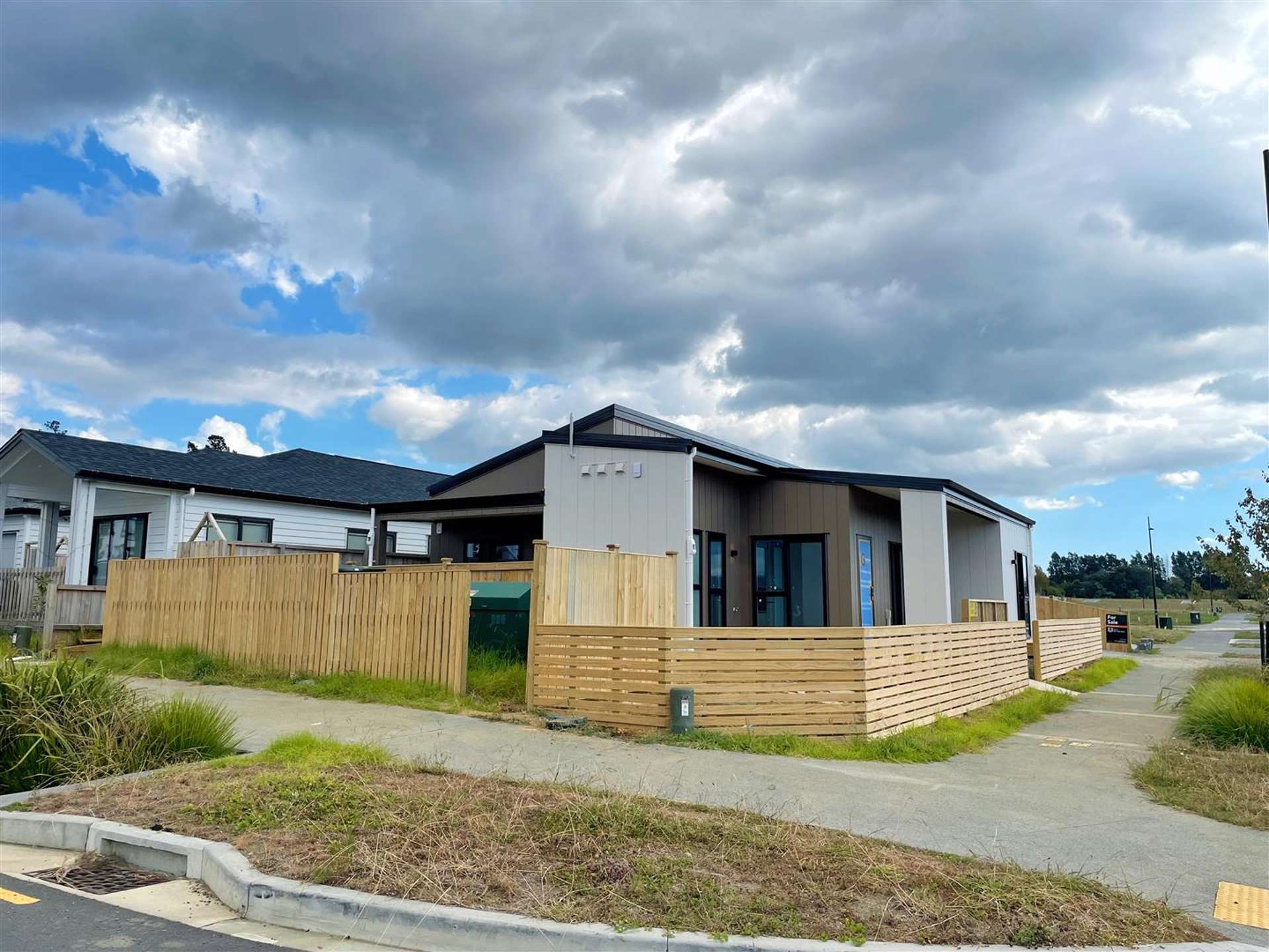 1A Humarie Way Drury_0