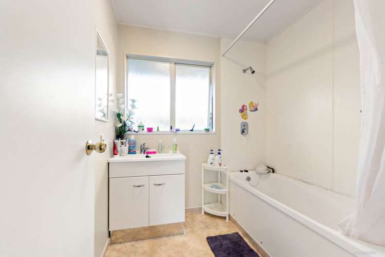 184 Bruce Mclaren Road Henderson_11