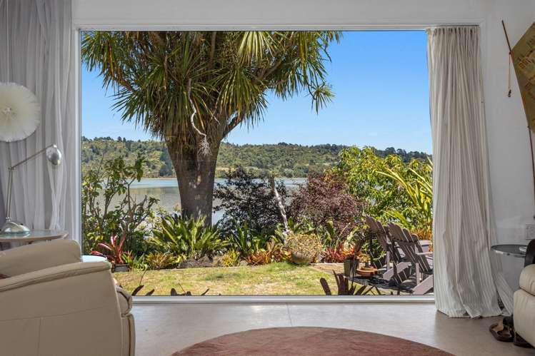 251 Ruatuna Road Waiotahe_1