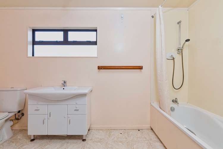 256 Te Atatu Road Te Atatu South_28