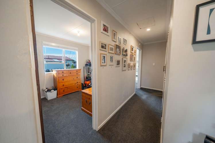 19 Peace Street Tuatapere_15