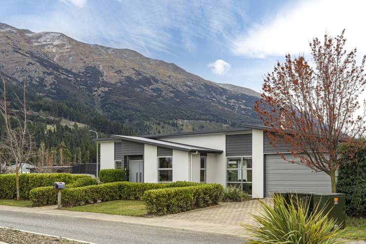 13 Timsfield Drive Lake Hawea_24