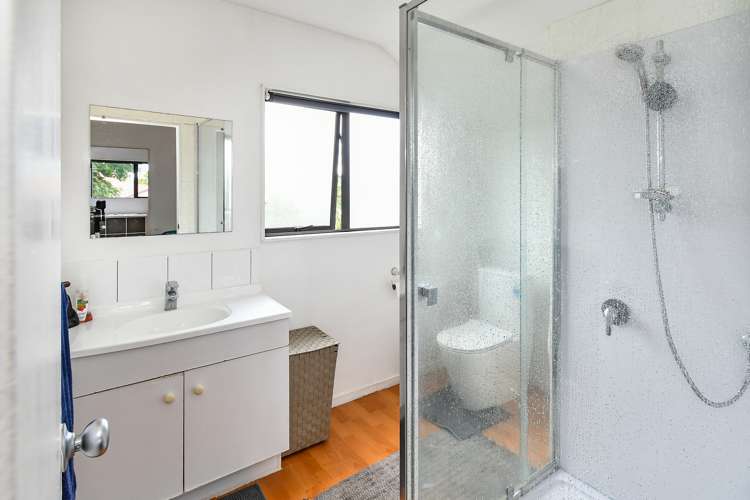 4/16 Yang Place Papakura_6