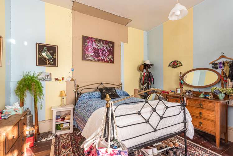 664 Avonside Drive Avonside_9