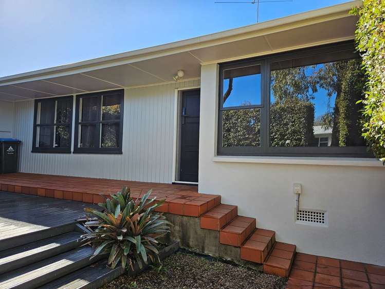 1A Hubert Henderson Place Remuera_12