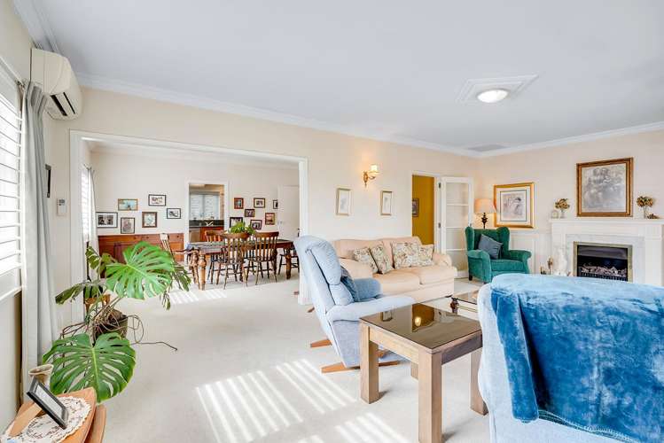 943 River Road Queenwood_10