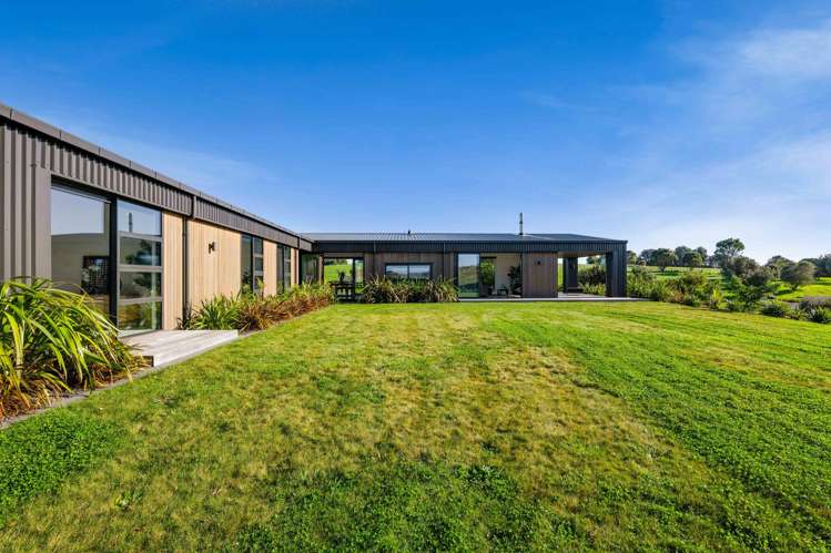 29 Washer Road Omata_34