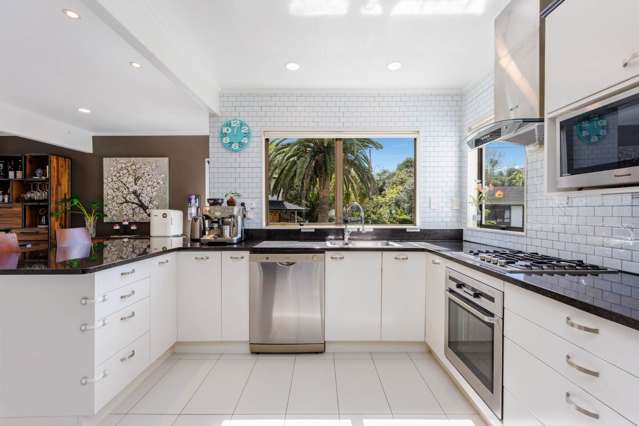 7 Jeanette Place Mairangi Bay_3