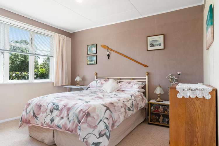 167 Lincoln Road Carterton_13