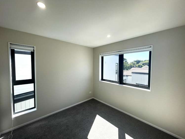 A/54 Royal View Road Te Atatu South_6