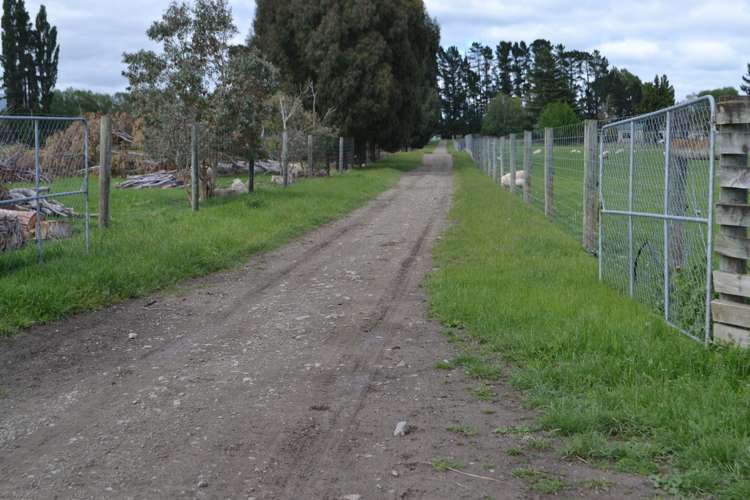 227 Overtons Road Scargill_2