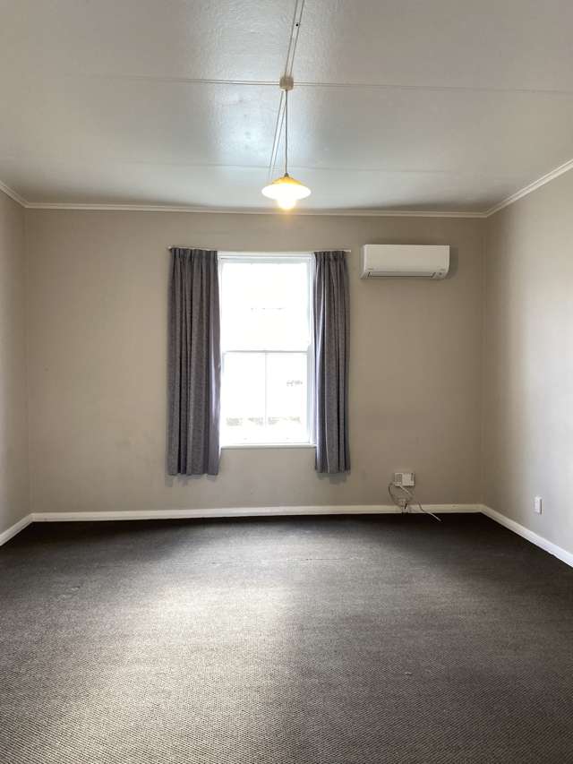 1/162A Denbigh Street Feilding_4