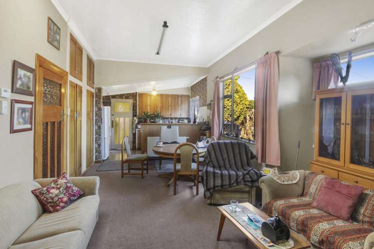 9 Black Road Otatara_2